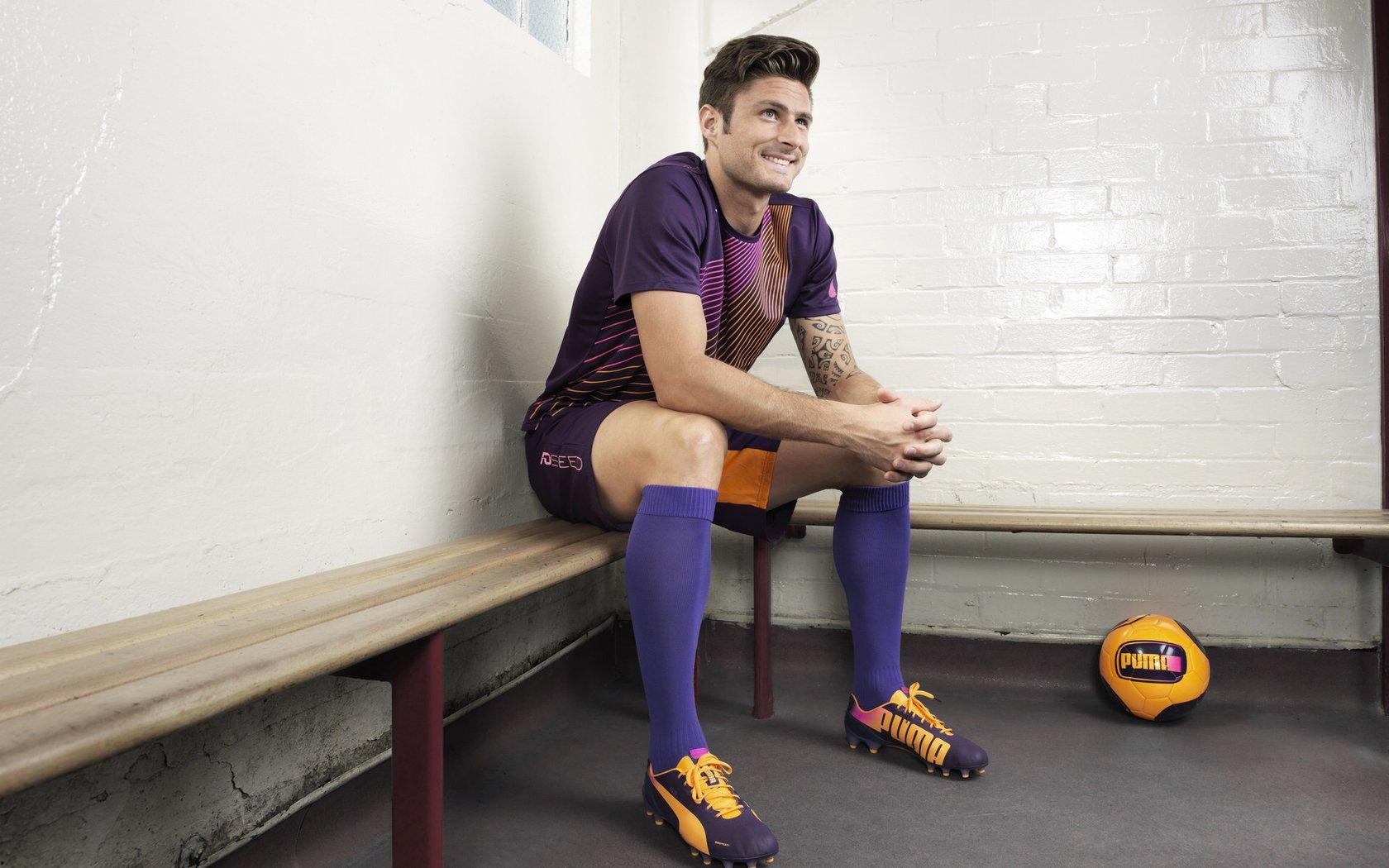 中国滑雪新星闪耀国际赛场,谷爱凌再夺世界杯分站赛冠军